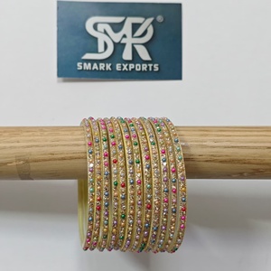 Elegante Juego de Brazaletes de Perlas Multicolores, Hechos a Mano, Chapados en Oro, 12 Piezas, Joyería Étnica Tradicional India para Mujer - Product Image 2