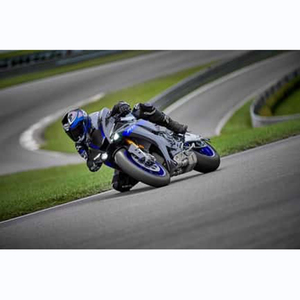 Yamaha YZF R1M 2023 - Product Image 3