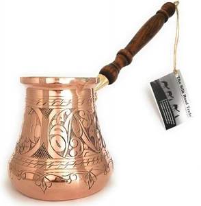เครื่องชงกาแฟตุรกีสไตล์วินเทจ ทำจากโลหะ พร้อมลวดลายตกแต่ง และด้ามจับไม้ทนความร้อน สำหรับใช้กับเตาแก๊ส - Product Image 2