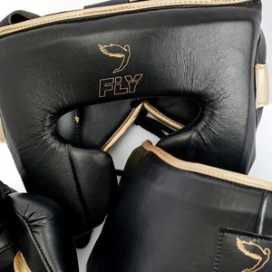 ชุดอุปกรณ์ชกมวยหนังแท้แบบมืออาชีพ ยี่ห้อ Brand New Professional Pro Punching Fly พร้อมชุดป้องกันศีรษะและอวัยวะเพศชาย ผลิตในปากีสถาน สีดำ - Product Image 4