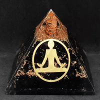 Proveedor al por mayor Feng Shui Piedras naturales religiosas Cristales Chips de ágata Orgonita Pirámide de energía de orgón para protección EMF