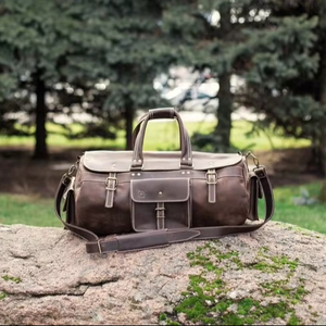 กระเป๋าหนังวินเทจแบบดัฟเฟิล กระเป๋าเดินทางสำหรับทุกเพศ พร้อมช่องใส่รองเท้าขนาดใหญ่ ปิดด้วยซิป และสายสะพายปรับได้ รุ่น LDB-0345 - Product Image 1