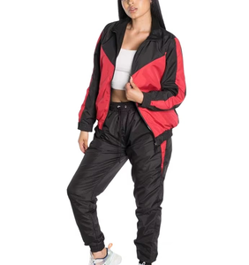 Chándal Deportivo para Mujer, Color Negro y Rojo, Cierre de Cremallera, Manga Larga, Corte Regular, Transpirable, Estilo Deportivo, Ropa de Otoño - Product Image 1