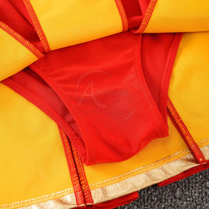 Créez Votre Propre Tenue d'Équipe : Uniforme de Cheerleading en Polyester Doux avec Strass sur le Devant – Tenue d'Entraînement pour Adultes - Product Image 4