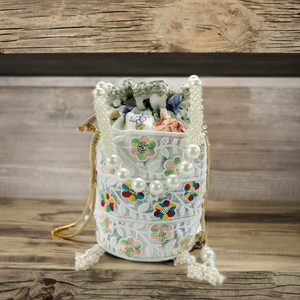 Derniers mini sacs à la mode pour femmes indiennes sacs Potli brodés avec décoration de perles beau design - Product Image 1