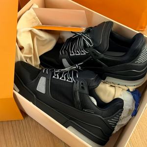 Chaussures de course décontractées de luxe pour hommes et femmes, de haute qualité, design tendance, sportives, à bout fermé, avec semelle intermédiaire en mesh et semelle extérieure en Phylon - Product Image 6