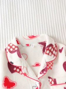 Conjunto de Pijama de Forro Polar para Mujer, Manga Larga, Estampado de Corazones, Ropa de Dormir Cálida para Invierno, Pantalones Largos, Cierre de Botones, Pijama de Franela Suave - Product Image 3