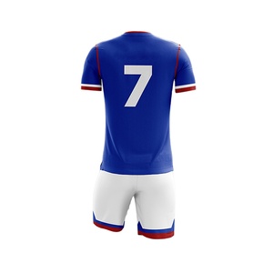 ชุดฟุตบอลสำหรับผู้ใหญ่ดีไซน์ใหม่วัสดุโพลีเอสเตอร์น้ำหนักเบาพิมพ์โลโก้ได้ตามต้องการ - Product Image 2