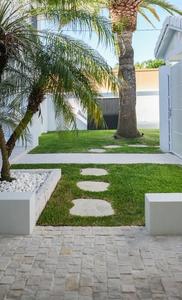 Adoquines de Piedra Arenisca Natural Blanca Menta Moderna, Irregulares, para Caminos, Decoración de Exteriores de Villas, Jardines y Patios - Product Image 4
