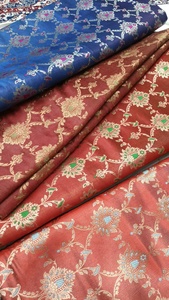 Tissu d'ameublement jacquard floral métallisé pour canapé, tissé - Product Image 2