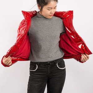 เสื้อแจ็คเก็ตผู้หญิงสำหรับฤดูหนาว ระบายอากาศได้ดี เป็นมิตรกับสิ่งแวดล้อม แห้งเร็ว คอตั้ง บุใยสังเคราะห์ กันลม เงางาม ผ้ายืดสแปนเด็กซ์ - Product Image 2
