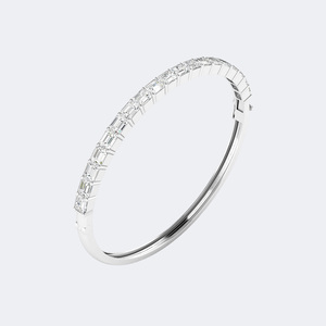 Brazalete de Diamantes con Barra de Esmeraldas de 3.80CTW - Product Image 5