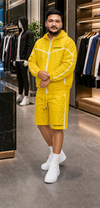 REXFIT SPORTS 2026 Ensemble coupe-vent unisexe personnalisé en nylon jaune 2 pièces : veste à capuche zippée et short – Vêtements de sport à marque privée - Product Image 5