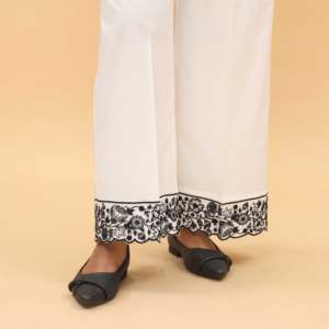 Pantalones y pantalones blancos de corte recto con adornos PL5023 para mujer - Product Image 3