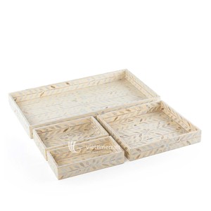 ViettimeCraft Bandeja Otomana Rectangular de Lujo de Latón y Nácar Compuesto, Hecha a Mano, Ecológica, Sostenible, Pulida, para Café - Product Image 1