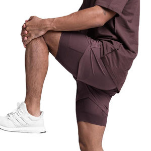 Conjunto Deportivo 2 en 1 para Hombre con Logotipo Personalizado, Bolsillo para Teléfono, Pantalones Cortos de Compresión para Gimnasio, Secado Rápido - Product Image 2