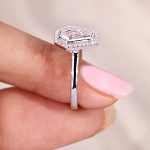 Bague de fiançailles et de mariage pour femme en or 14 carats avec diamant de laboratoire taille marquise halo de 1,18 carat, sertie de griffes, en vermeil, style éternité - Product Image 3