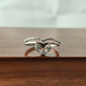 Namivaa <b>Cocktail</b> <b>Ring</b> Women V Shape Cluster Elegant Minimalist Polished Finish Wedding - Product Image 2