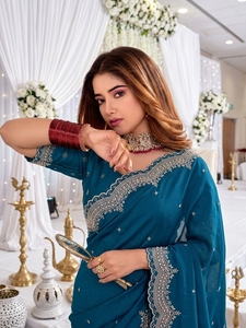 Sari en soie turquoise avec bordure brodée de motifs étoiles pour les occasions de mariage et de Diwali, sari traditionnel pour femmes, longueur au sol, protection solaire - Product Image 4