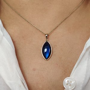 Pendentif en or 14 carats avec labradorite naturelle taille marquise 11x21MM, pendentif en pierre précieuse labradorite, bijoux en or fin pour femmes, vente en gros - Product Image 5