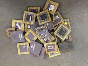 Chatarra de procesadores cerámicos con pines de oro (chatarra de CPU 486 y 386) - Product Image 2