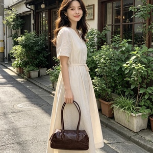 Sac à bandoulière vintage en cuir pleine fleur avec fermeture éclair, grande capacité, fourre-tout rétro pour trajets quotidiens, unisexe, en cuir véritable, imperméable - Product Image 6