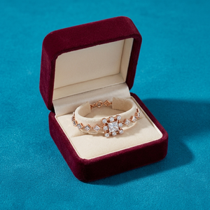 Anillo de Compromiso Romántico Clásico Chapado en Oro de 18K con 31 Diamantes de 6.61 Quilates, Certificado IGI, Corte Brillante, Diseño de Flor con Engaste de Garras para Mujer - Product Image 2