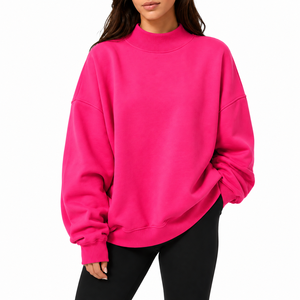 Pull-over en coton tricoté pour femme, col montant, confortable pour tous les jours, avec broderie chenille personnalisée et étiquette sur mesure. - Product Image 1