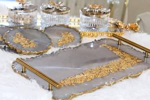 Bandeja de Servir de Resina Epoxi con Hojas Doradas Grises y Asas Metálicas, Decoración Artística Irregular de Lujo para el Hogar - Product Image 5
