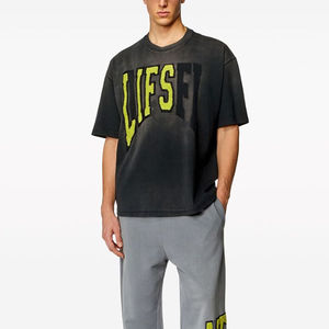 Camiseta Extra Grande para Hombre con Logotipo Personalizado, Estampado Gráfico Urbano, Fabricante de Ropa de Marca Privada OEM - Product Image 4