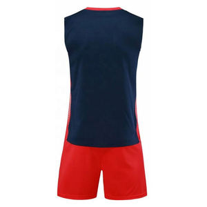 Uniforme de voleibol sublimado, transpirable, diseñado por el equipo OEM, 100% poliéster, disponible en diferentes tallas y colores. - Product Image 3
