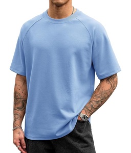Nouveau design T-shirt décontracté pour homme à manches courtes 100% coton Col rond et épaules tombantes Couleur unie Coupe ample Fabriqué au Bangladesh - Product Image 1