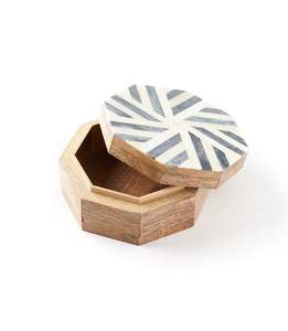 Tarro de almacenamiento clásico de madera con tapa hermética para guardar harina, azúcar, granos de café y té. - Product Image 4