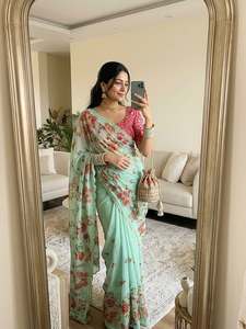 Sari de seda tabby con estampado digital floral, con trabajo de cutdana y khatli hechos a mano, combinado con una prenda de blusa sin coser. - Product Image 5
