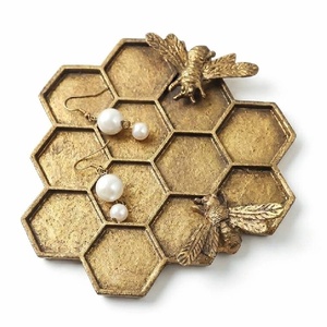 New Arrival Silver Metal Crab <b>Trinket</b> <b>Box</b> Metal Decorative Ring Holder Aluminium Vanity Tray for Rings Earrings & Necklaces - Product Image 5
