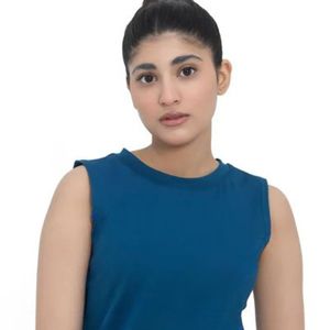 Débardeur ajusté bleu sans manches à col rond pour femme – Basique décontracté extensible pour le quotidien – Vêtements de mode féminins - Product Image 2