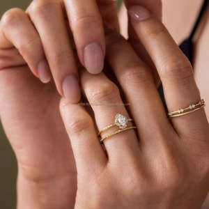 Anillo de Compromiso/Boda Vintage de Oro Amarillo de 14k con Diamante Cultivado en Laboratorio IGI/GIA, Unisex, Oro Blanco Fino para Aniversario, Ideal para Fiestas - Product Image 1