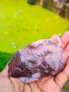 Cuarzo Rojo de Himachal, Piedra en Bruto, Cristal de Amatista, Pieza de Arte Coleccionable, Forma y Patrón Natural - Product Image 3