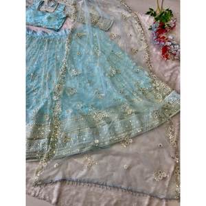 Ropa Tradicional China, Hermoso Lehenga Choli Bordado con Hilo de Algodón para Fiestas - Product Image 4