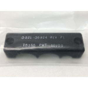 2 AMAT 0021-06924 CLAMP, FLEX GASLINE DZ IHC, 139023 - อุปกรณ์และอะไหล่เซมิคอนดักเตอร์ระดับโลกที่เชื่อถือได้จาก Trusted Global Legacy - Product Image 1