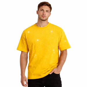T-shirt Homme Oversize Jaune Personnalisé avec Strass, Motif Diamant Scintillant, Décontracté, Streetwear, Été, Coton Respirant, Motif à Pois - Product Image 1