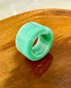 HOT SELLING Latest Green <b>White</b> Resin Napkin Ring Modern Abstract Design <b>Table</b> Decor Dining Accessories Home Styling Accent - Product Image 3