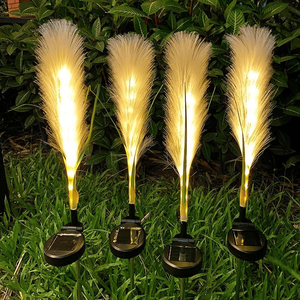 Set di 4 Luci Solari da Giardino Impermeabili, Illuminazione Decorativa per Sentieri, Cortili e Giardini, Design Floreale per Casa e Ufficio - Product Image 1