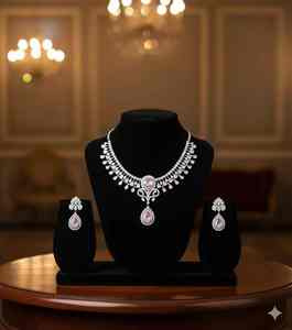 Ensemble de colliers en laiton de haute qualité et tendance pour femmes, bijoux élégants pour les fêtes, les festivals et le quotidien, disponible en promotion. - Product Image 5