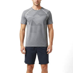 T-shirts pour hommes Modern Fit Tri-Blend avec tissu doux, coutures durables, extensibilité confortable et design tendance - Product Image 1