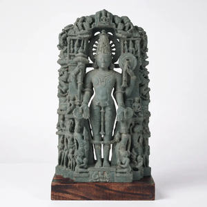 Sculpture du Seigneur Vishnu à quatre bras – Art de temple hindou inspiré du XIIe siècle, Réplique du Musée du Conservateur Cosmique - Product Image 3