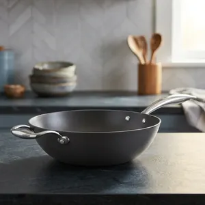Elegant 24cm Cast Iron Frying <b>Pan</b> Nitrile Series Non Stick Coating for Cooking Grilling Frying Restaurant <b>and</b> Home Use - Product Image 3