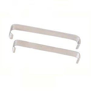 Retractor Farabeuf |   Herramienta Quirúrgica de Acero Inoxidable de Alta Calidad |   Retractor de Precisión para una Manipulación Eficaz de Tejidos - Product Image 2