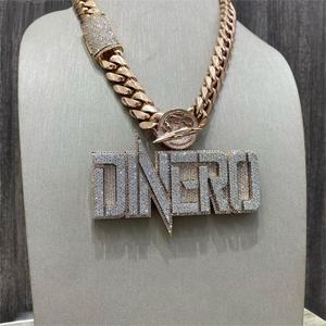 Pendentif Lettre Dinero en Alliage de Zinc Plaqué Or 14K, Style Hip Hop, Bijou Unisexe avec Pierre Synthétique et Motif Visage - Product Image 1