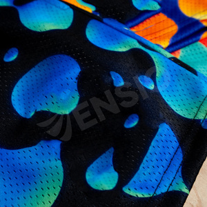 Pantalones Cortos Deportivos Transpirables para Hombre, 100% Poliéster, Cintura Elástica, Estampado Gráfico Personalizado por Sublimación, Los Mejores Pantalones Cortos Urbanos - Product Image 4